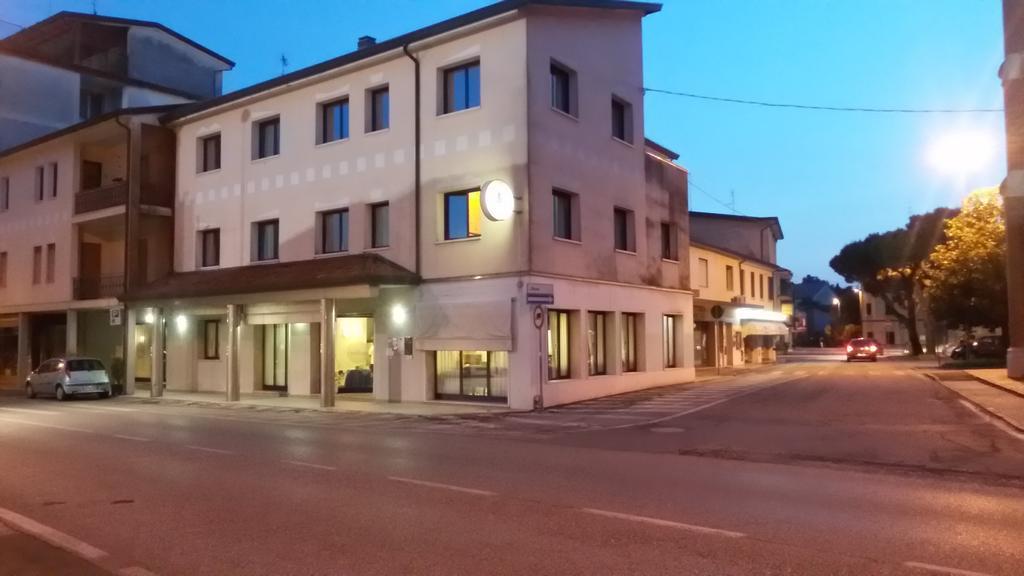 Albergo Centrale Trebaseleghe Buitenkant foto